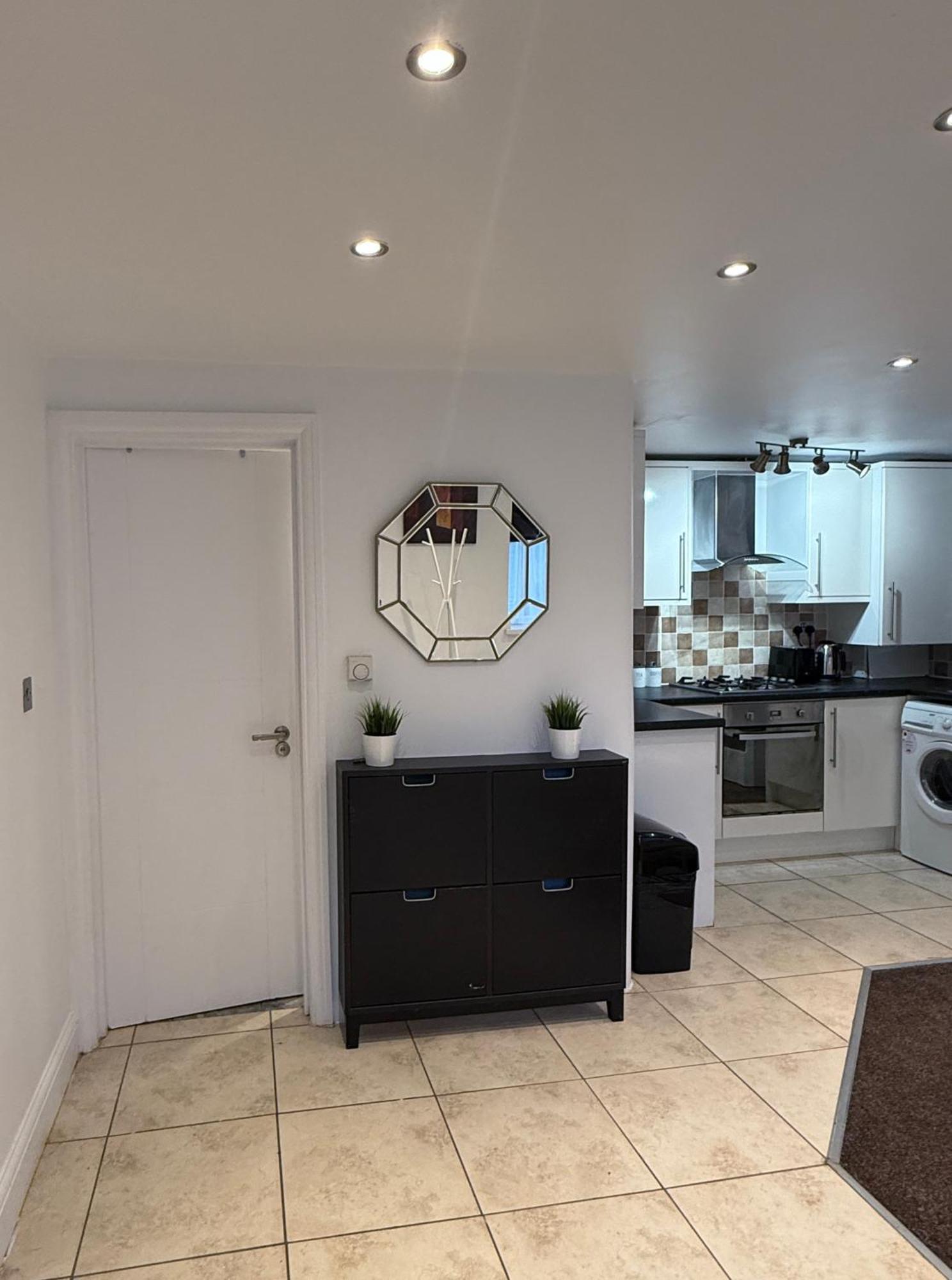 Cosy Guest Suite, West London Hounslow Exterior foto